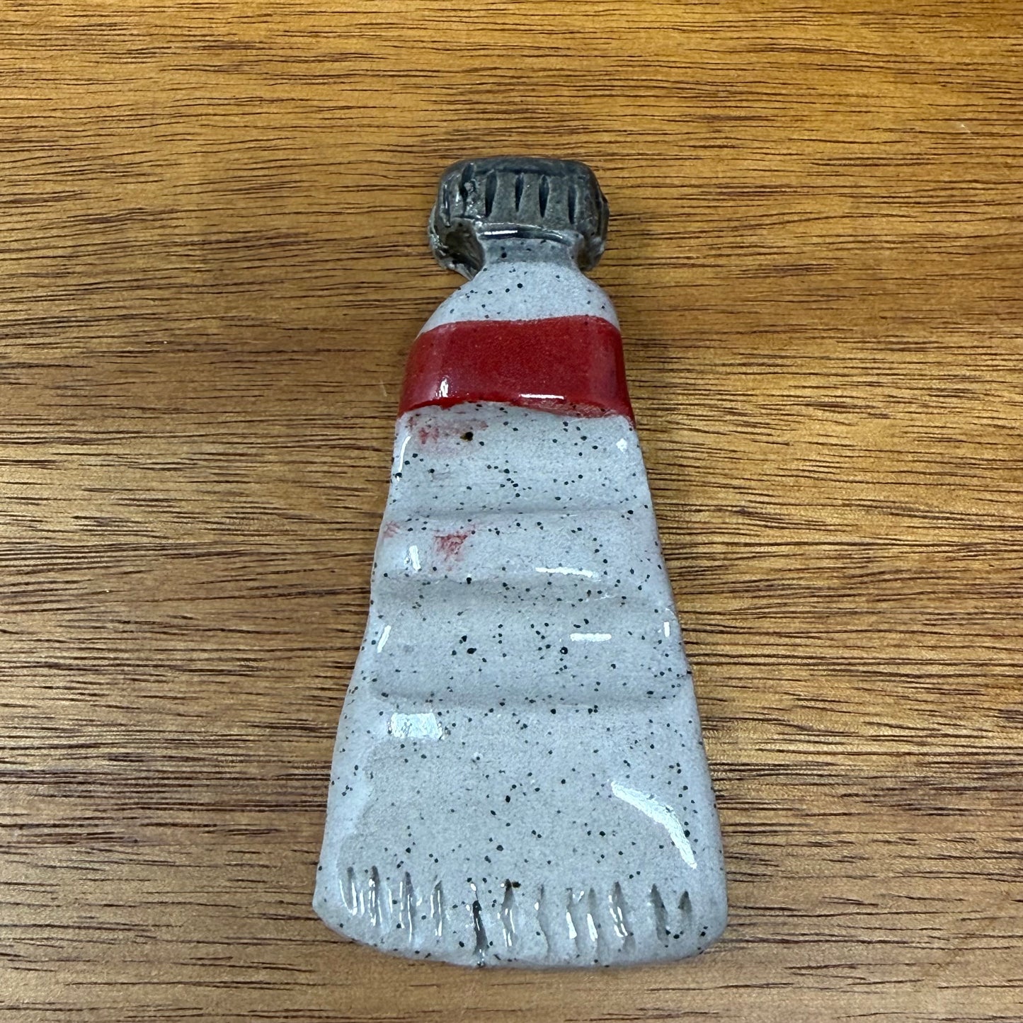 Gray tube brush rests